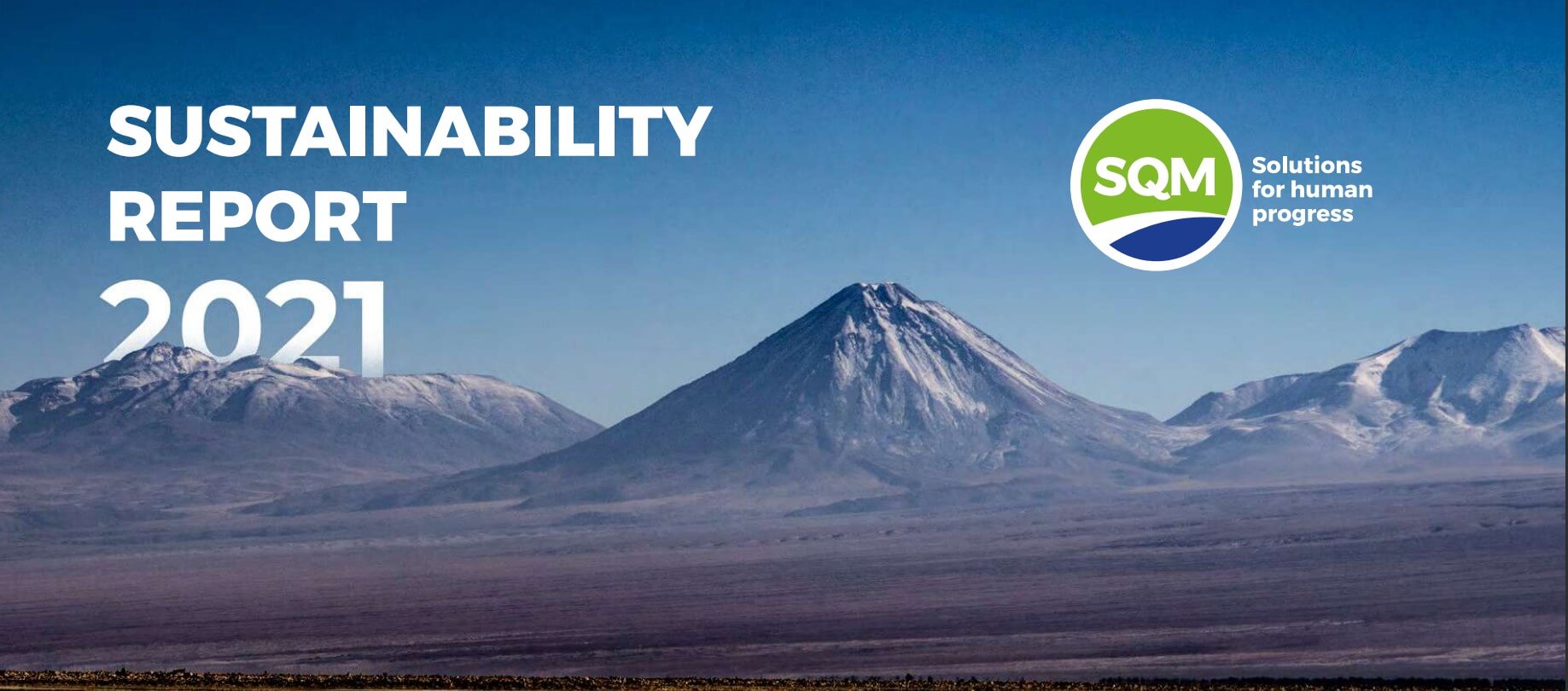 Bergkette in der Wüste als Titelbild des SQM-Nachhaltigkeitsberichts 2021